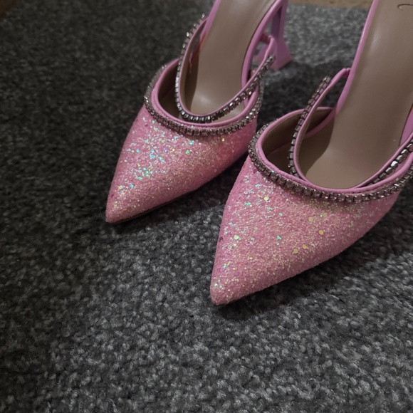 INC Pointed Heels - Picture 2 of 5